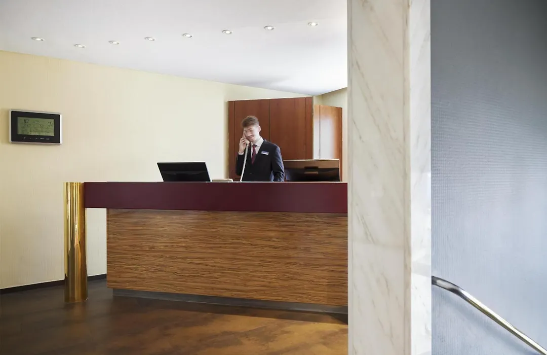 Best Western Raphael Hotel Altona-1